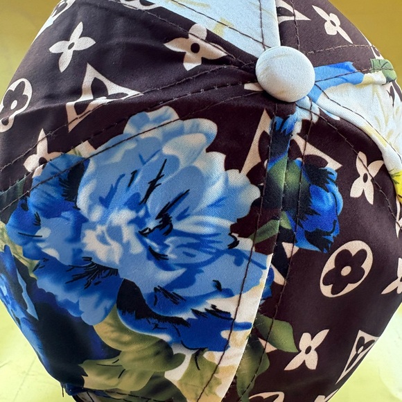 Black and Beige Patterned Cap - Picture 9 of 10